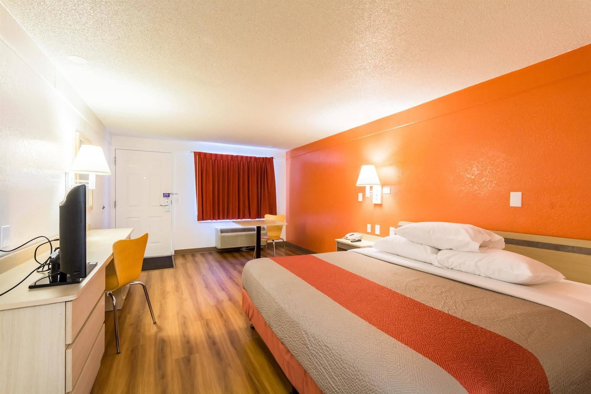 Travelodge By Wyndham Essington / Philadelphia Airport Eksteriør bilde