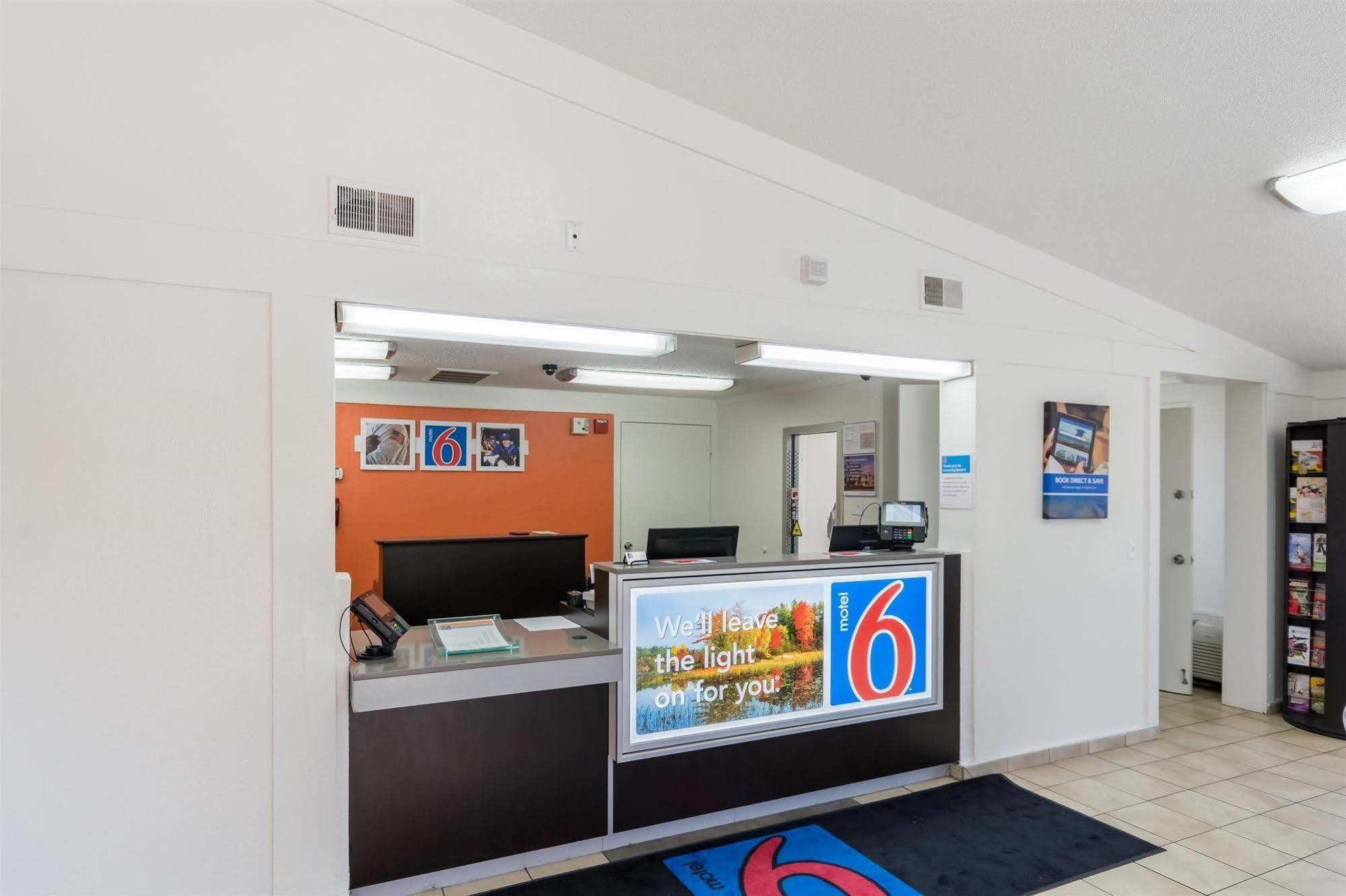 Travelodge By Wyndham Essington / Philadelphia Airport Eksteriør bilde